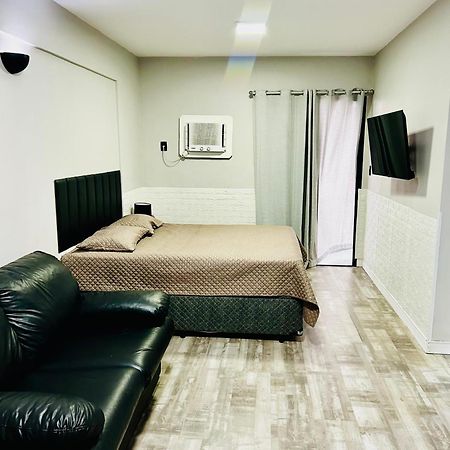 Flat -Hidromassagem Privativa E Piscina A 500 Mts Da Praia São Vicente 外观 照片